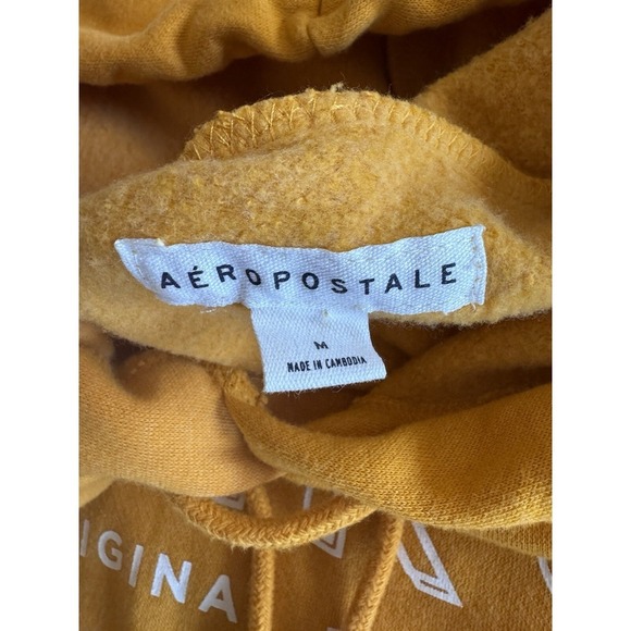 Aeropostale Yellow Sweatshirt Hoodie Size Medium Fleece Lined Logo New York - Picture 3 of 9